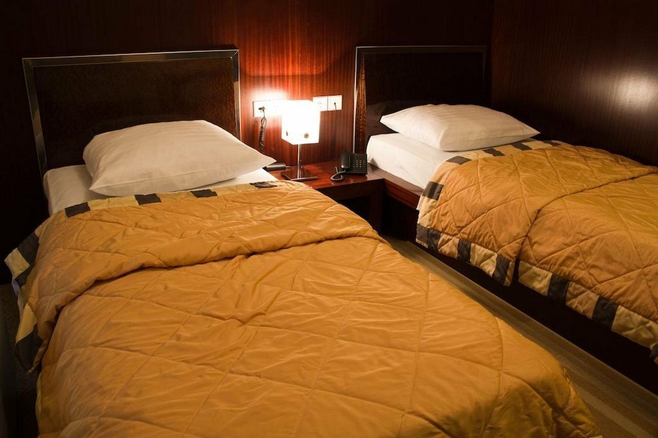 Hotel Atina บันยาลูกา ภายนอก รูปภาพ